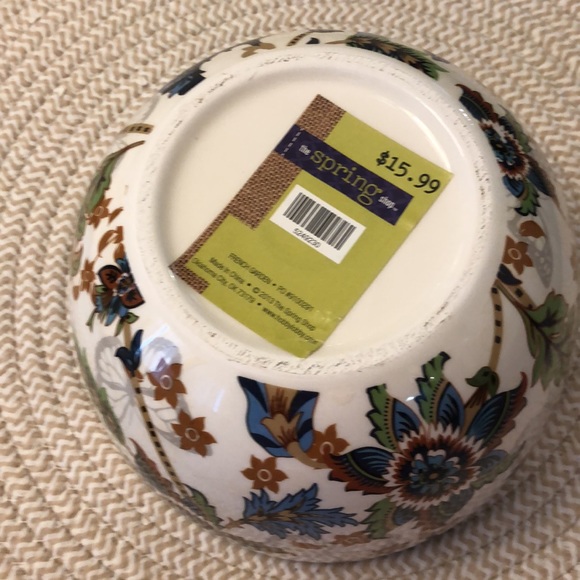 NWT FRENCH GARDEN PATTERN bowl container. - Picture 2 of 5